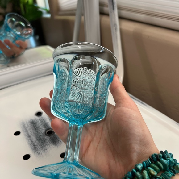 St. Clair Panelled Thistle Cobalt Carnival Glass Wine Goblet Aqua blue vintage - Picture 3 of 12